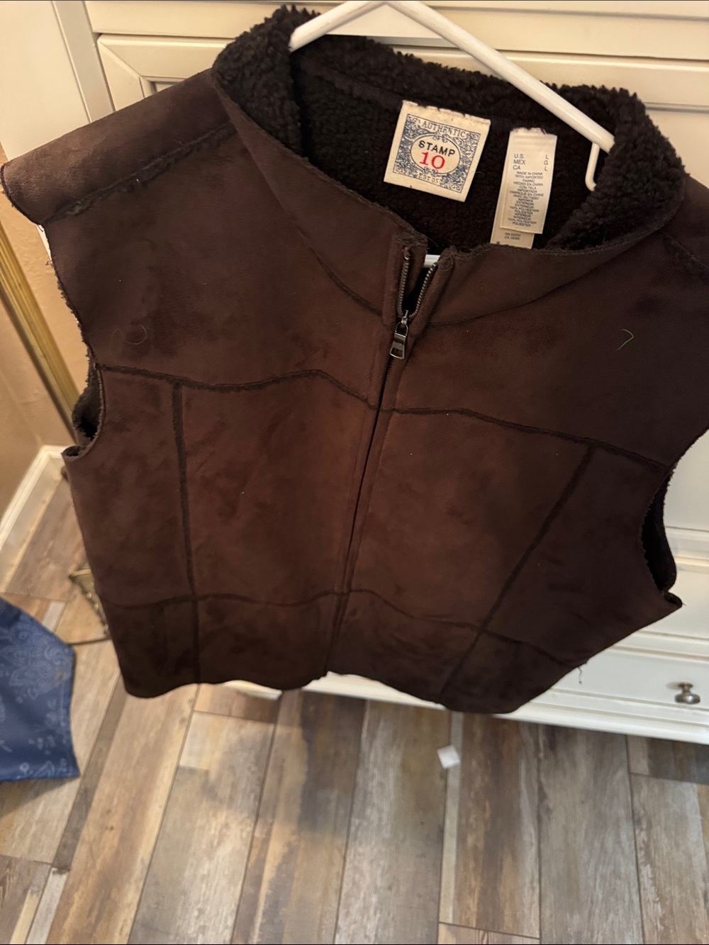 Stamp 10 Brown Vest Faux Suede zipper for Men. Size Large